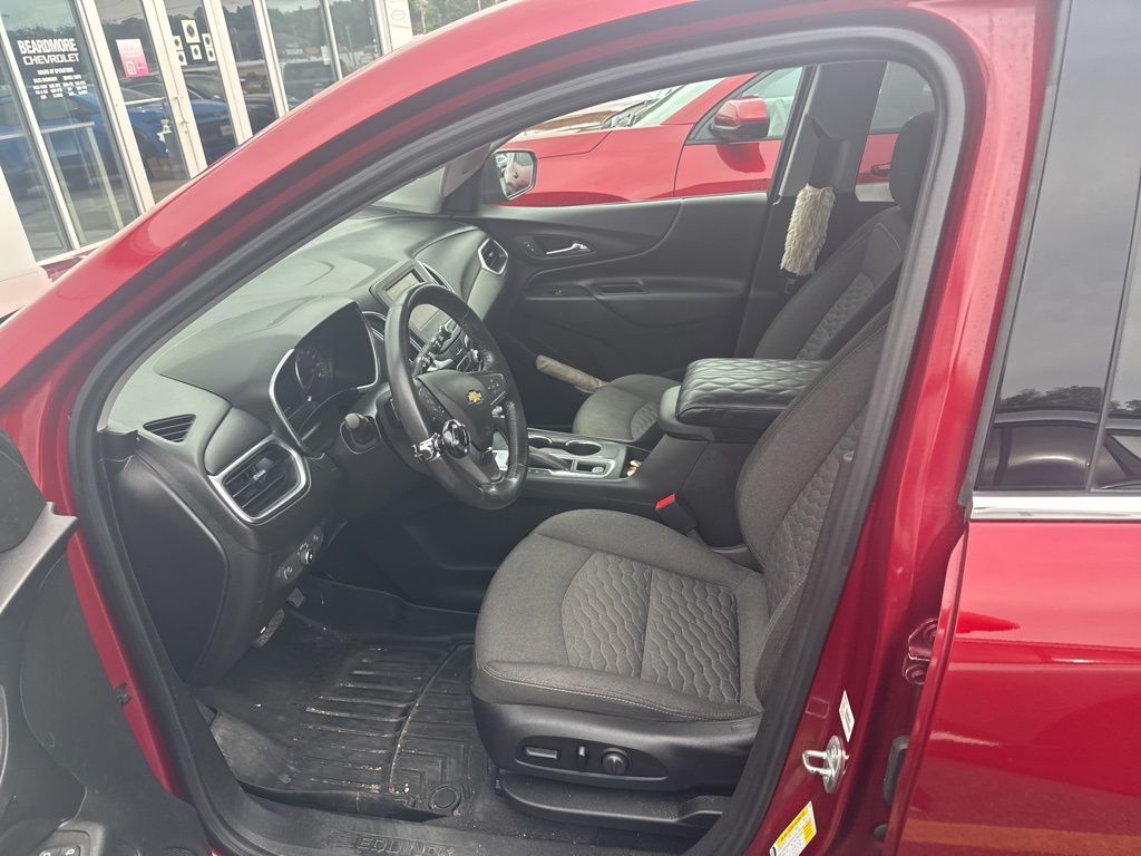 2020 Chevrolet Equinox photo 2