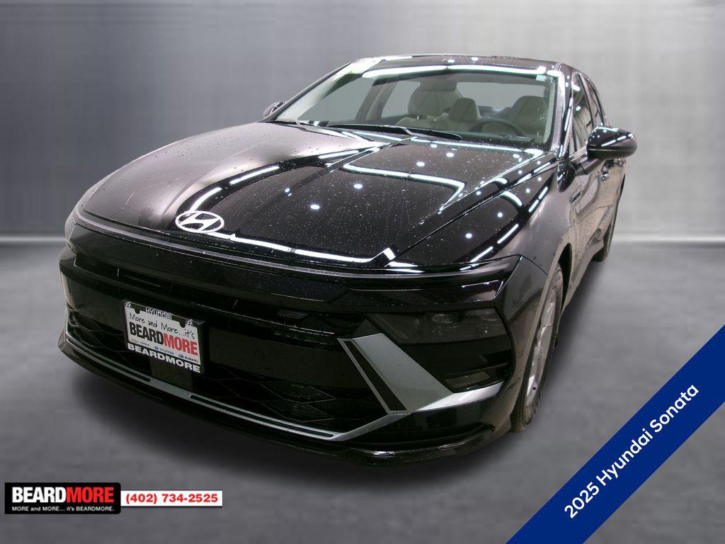 2025 Hyundai Sonata SE's photo