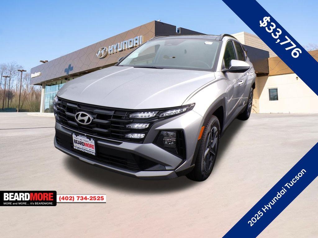 New 2025 Hyundai Tucson Hybrid SEL Convenience SUV