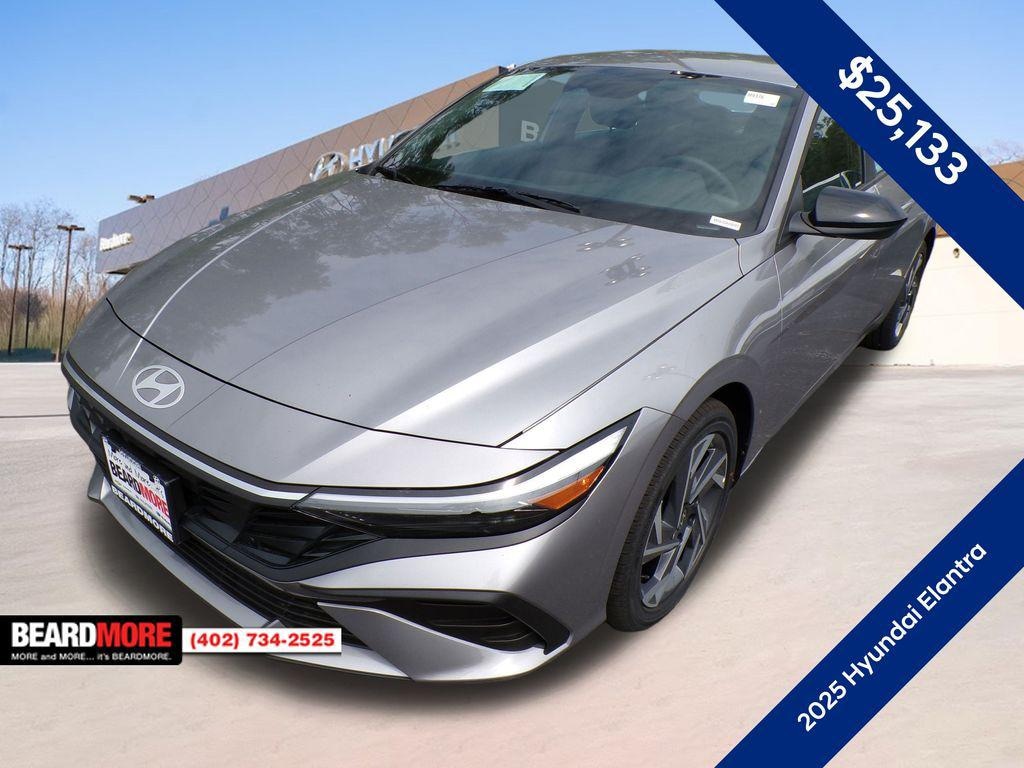New 2025 Hyundai Elantra Hybrid SEL Sport Sedan