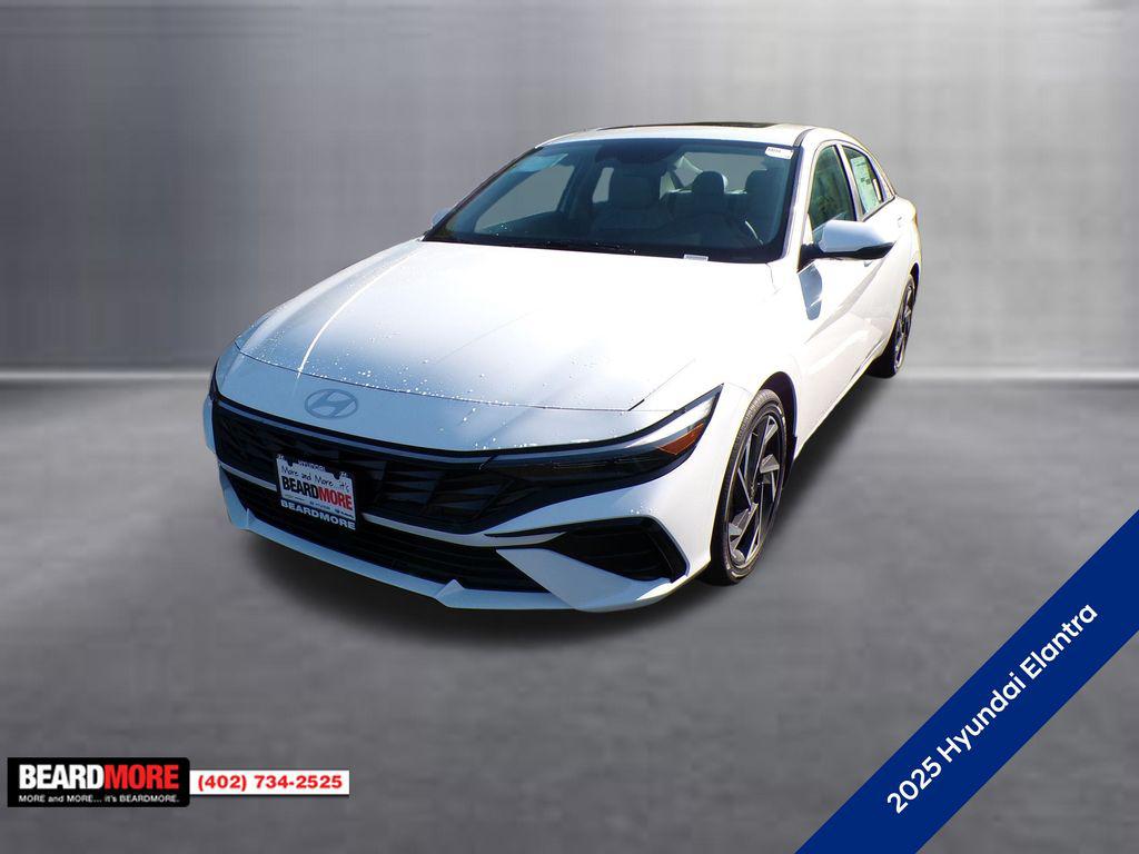 2025 Hyundai Elantra Limited's photo
