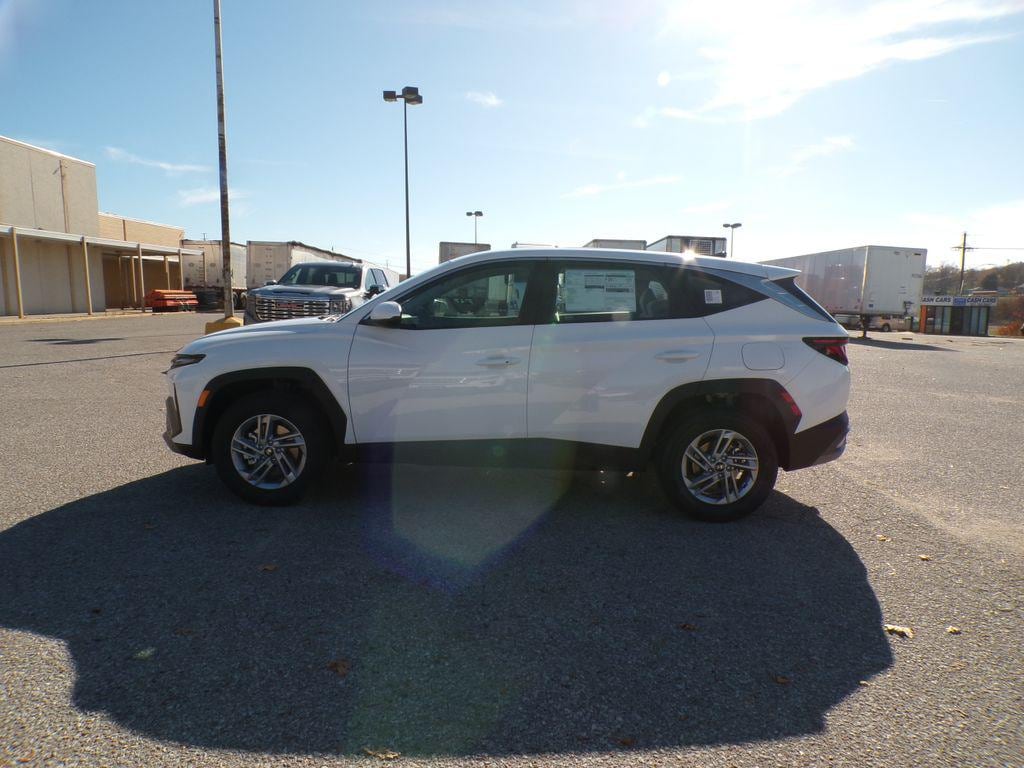 New 2026 Hyundai Tucson SE AWD SUV