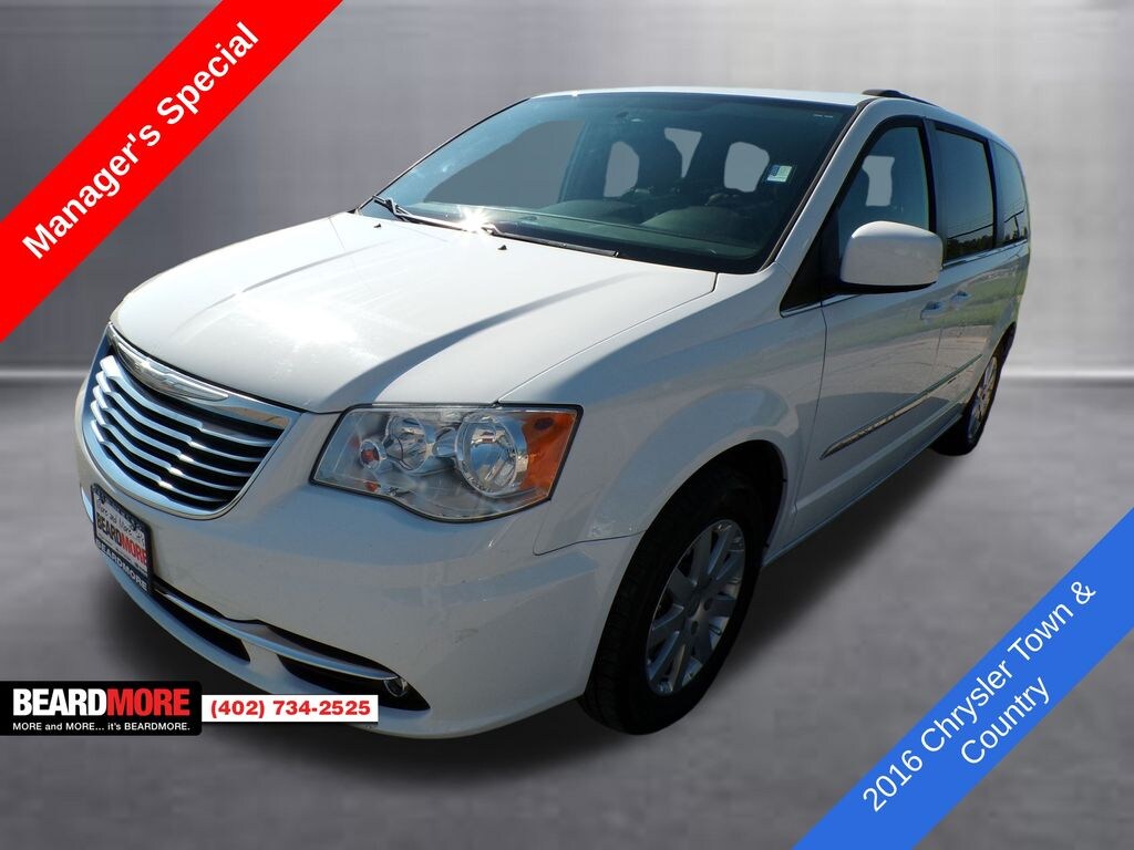 Used 2016 Chrysler Town & Country Touring Van LWB Passenger Van