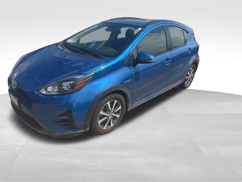 2019 Toyota Prius C L photo 2