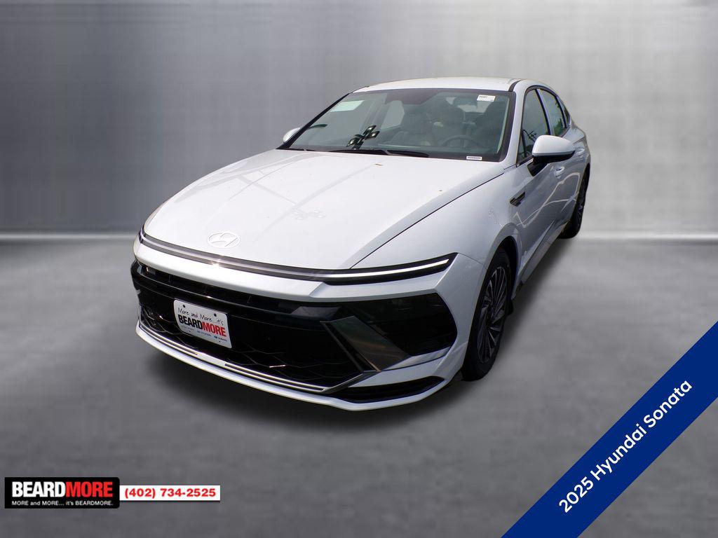 2025 Hyundai Sonata Hybrid SEL's photo