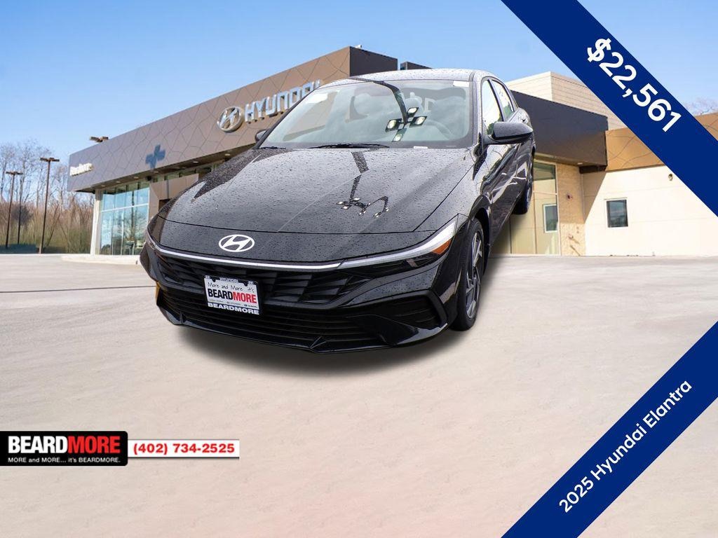 New 2025 Hyundai Elantra SEL Sport Sedan