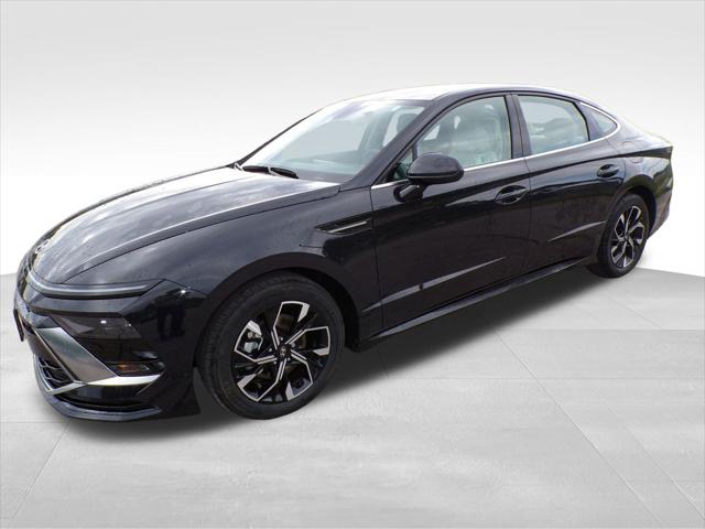 2024 Hyundai Sonata SEL photo 2
