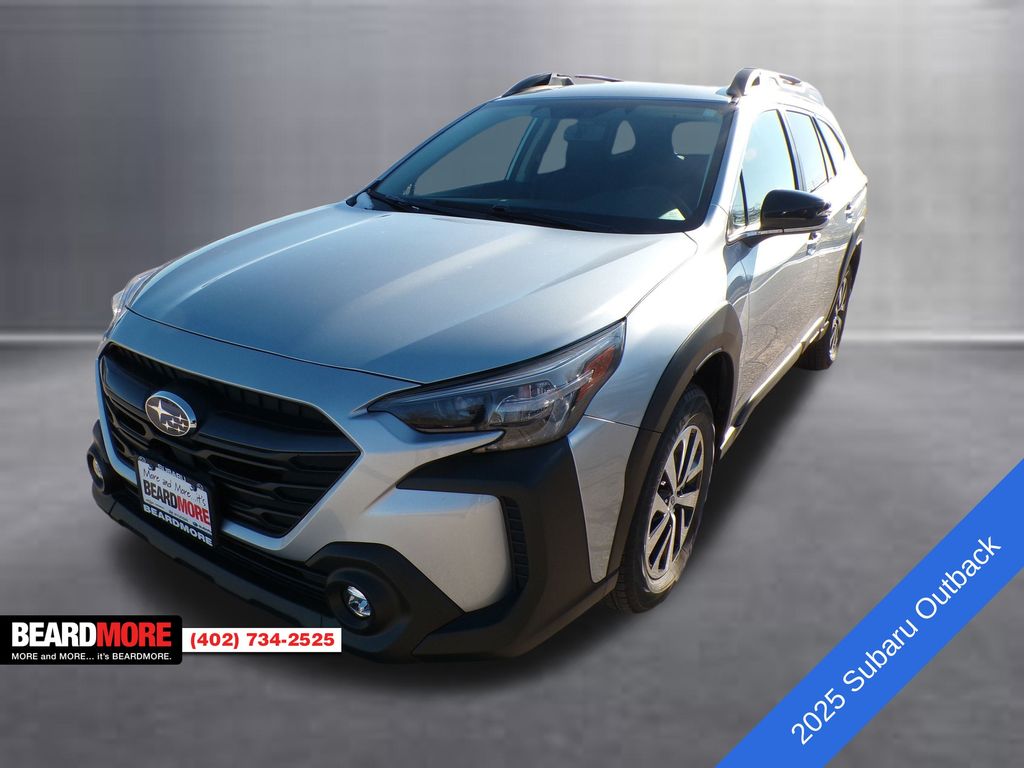 2025 Subaru Outback Premium's photo