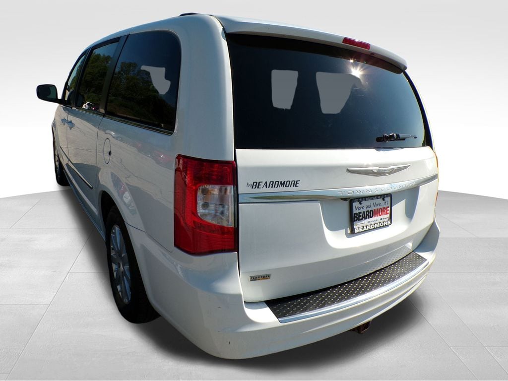 Used 2016 Chrysler Town & Country Touring Van LWB Passenger Van