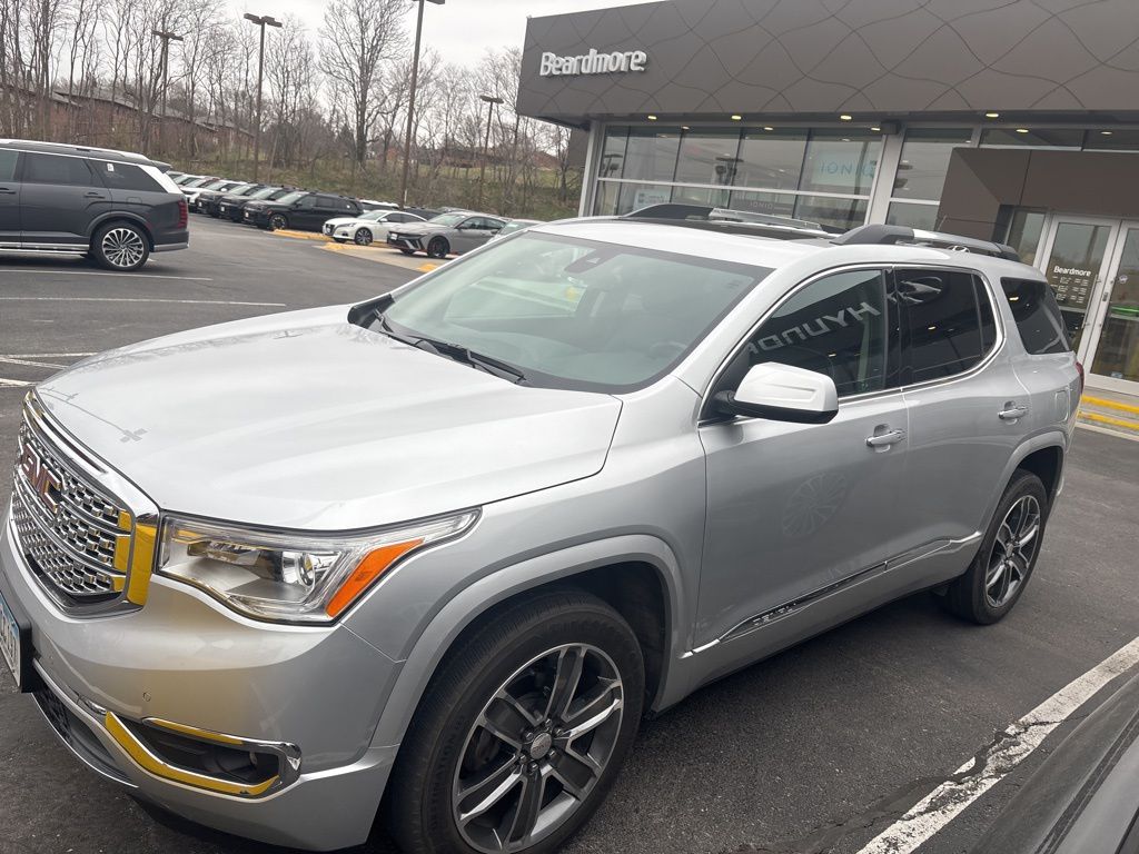 2017 GMC Acadia Denali AWD's photo