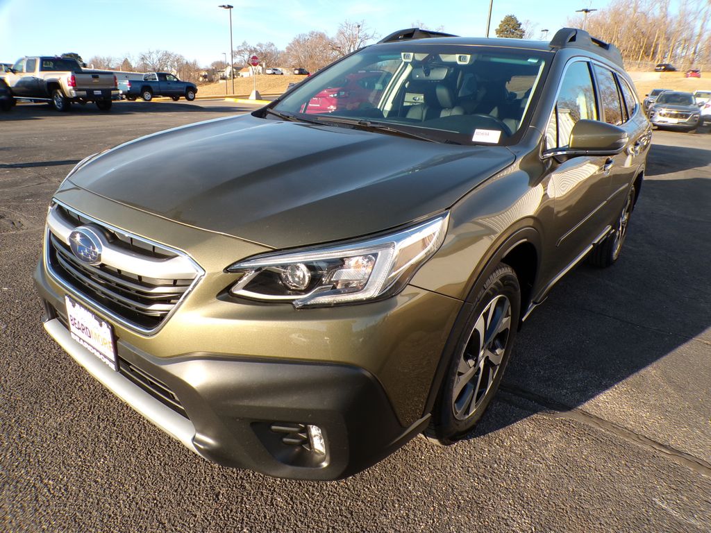 2022 Subaru Outback Limited's photo