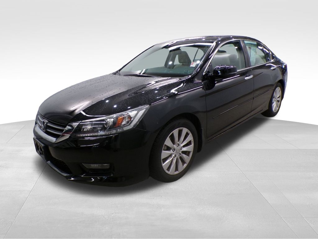 Used 2014 Honda Accord EX-L with VIN 1HGCR2F86EA303881 for sale in Bellevue, NE