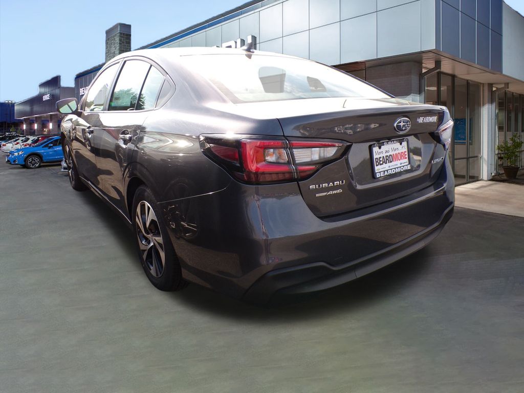 2025 Subaru Legacy Premium photo 3