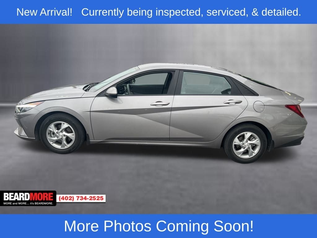 Used 2023 Hyundai Elantra SE Sedan