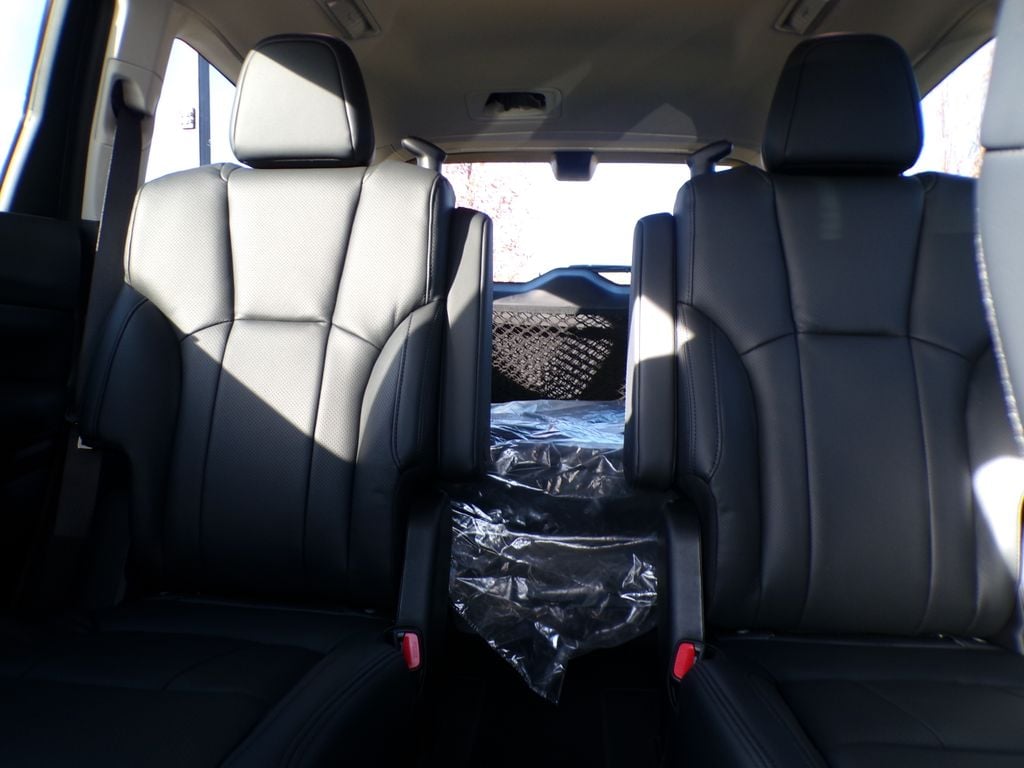 2026 Subaru Ascent Touring - Photo 16