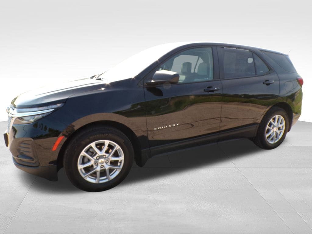 Certified 2022 Chevrolet Equinox LS with VIN 2GNAXHEV2N6143962 for sale in Bellevue, NE