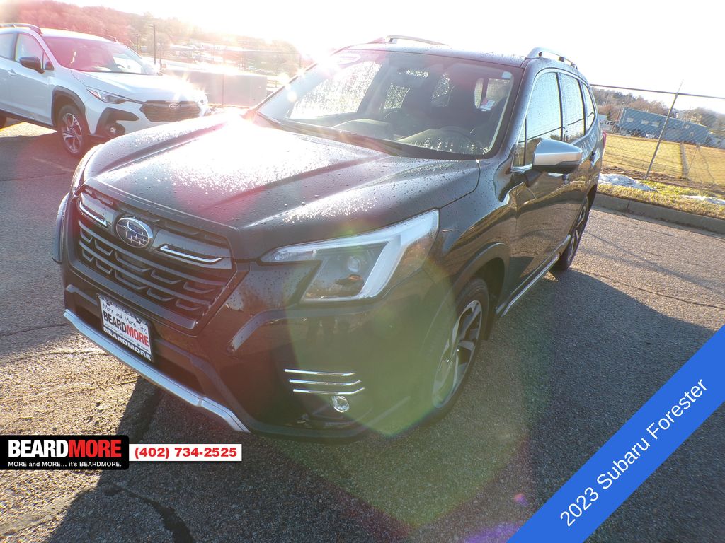 2023 Subaru Forester Touring's photo