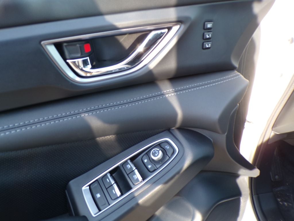 2026 Subaru Ascent Limited - Photo 14
