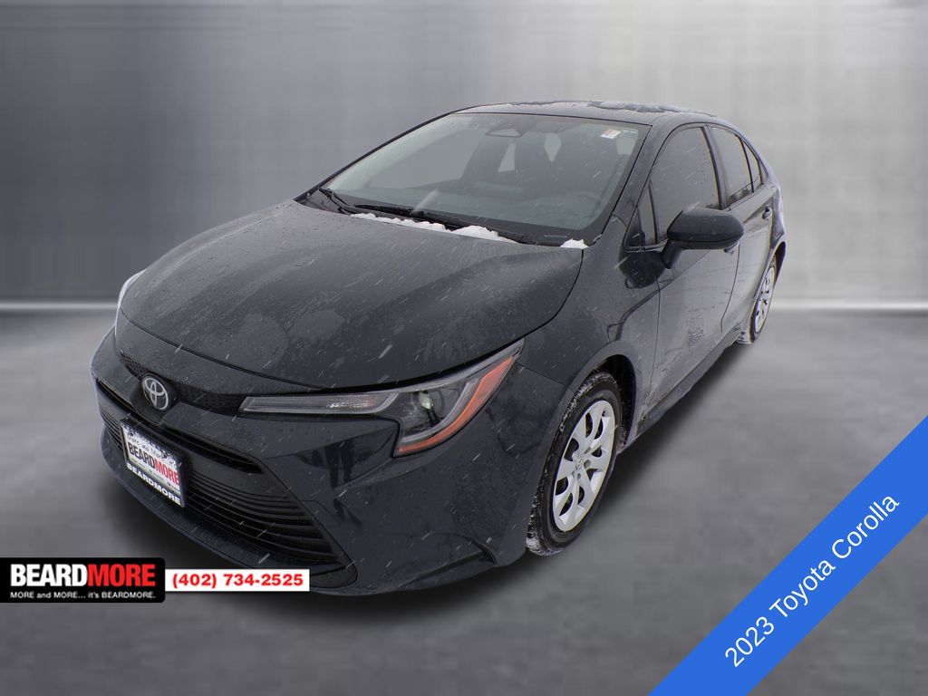 2023 Toyota Corolla LE's photo