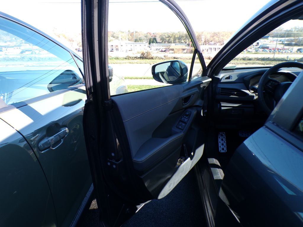 2026 Subaru Crosstrek Sport - Photo 17