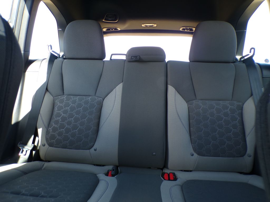 2026 Subaru Forester Base - Photo 16