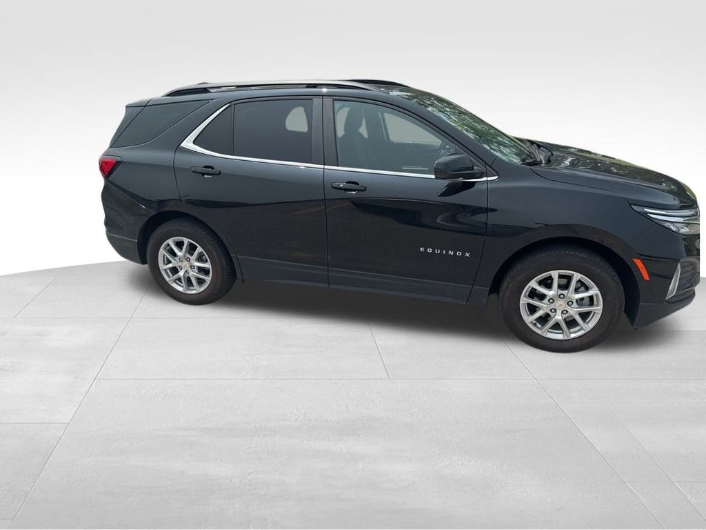 Certified 2022 Chevrolet Equinox LT with VIN 3GNAXUEV0NL145603 for sale in Bellevue, NE