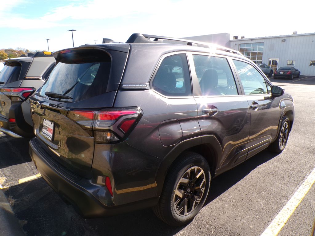 2026 Subaru Forester Base - Photo 6