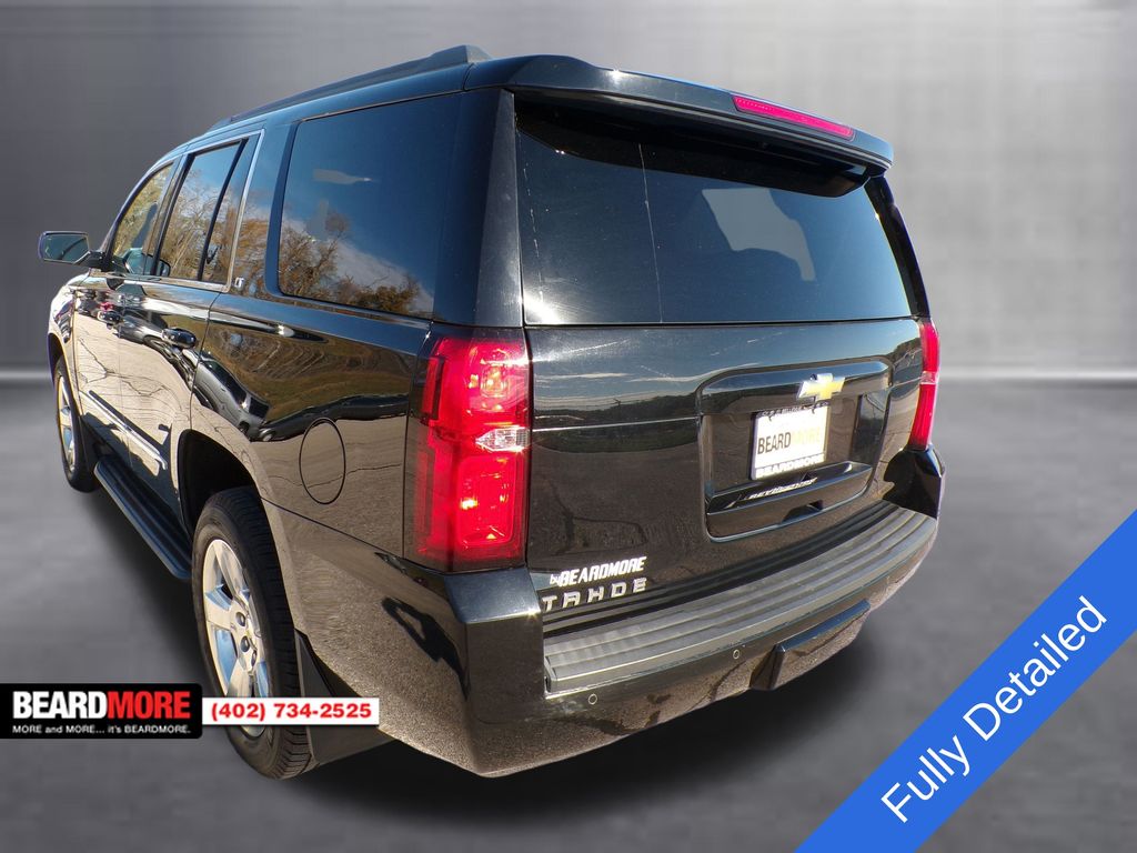 2016 Chevrolet Tahoe LT photo 4