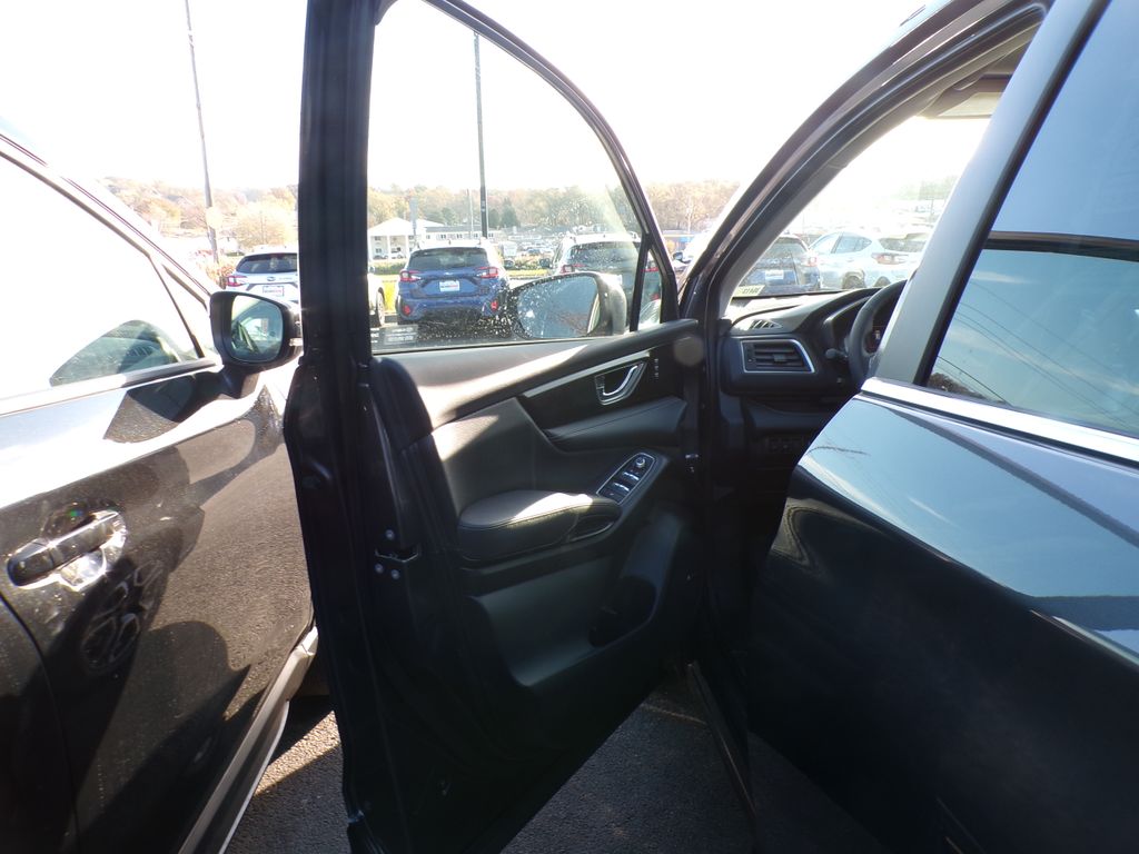 2026 Subaru Ascent Touring - Photo 17