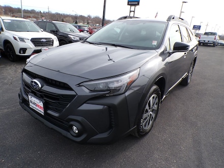 2025 Subaru Outback Premium SUV