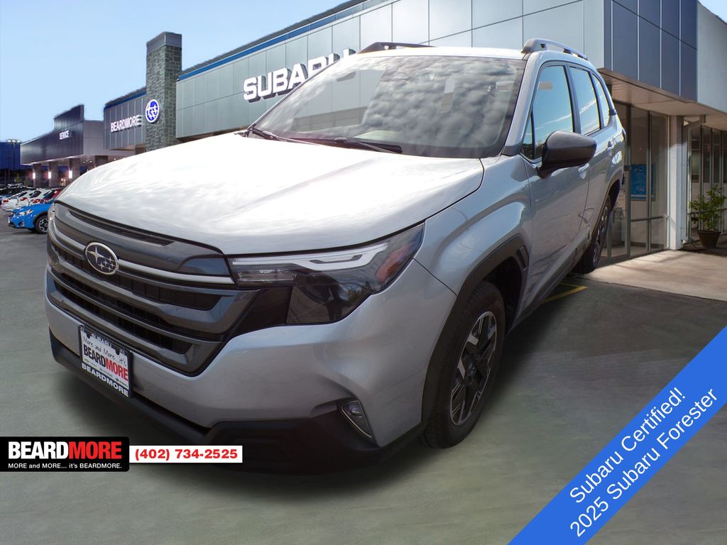 2025 Subaru Forester Premium's photo