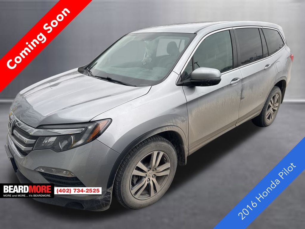 2016 Honda Pilot EX's photo