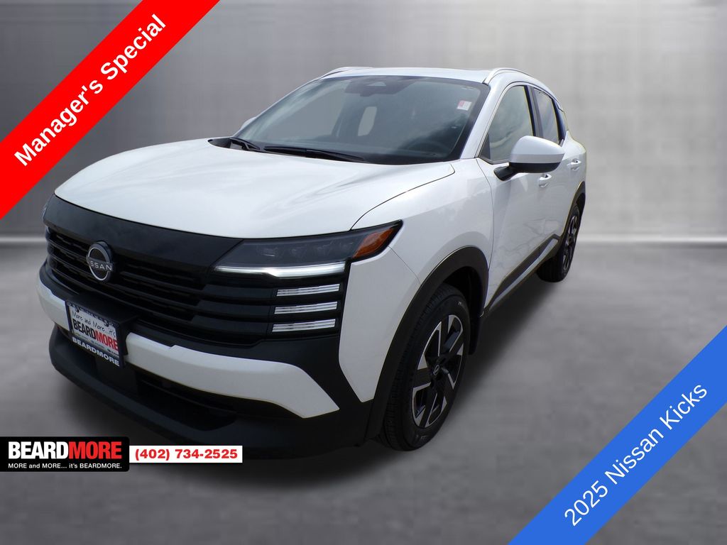 2025 Nissan Kicks SV AWD's photo