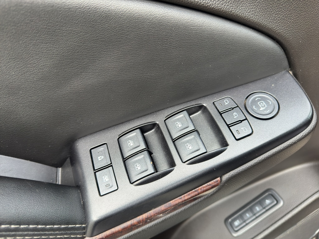 2017 GMC Yukon XL SLT - Photo 14