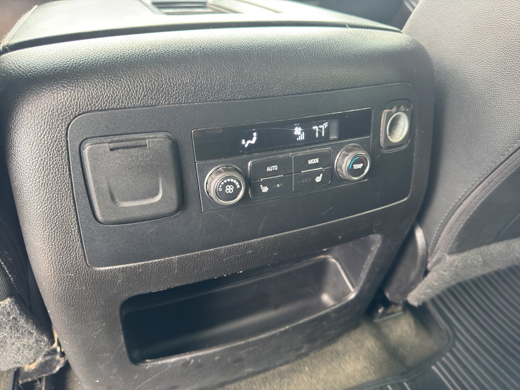 2017 GMC Yukon XL SLT - Photo 13