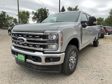 2026 Ford Super Duty F-350&reg; Lariat&reg; TRUCK