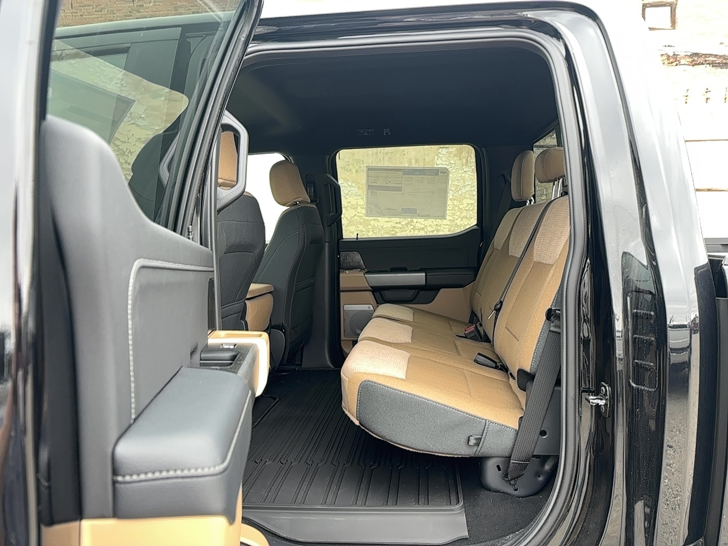 2026 Ford F-350 Super Duty XLT - Photo 16
