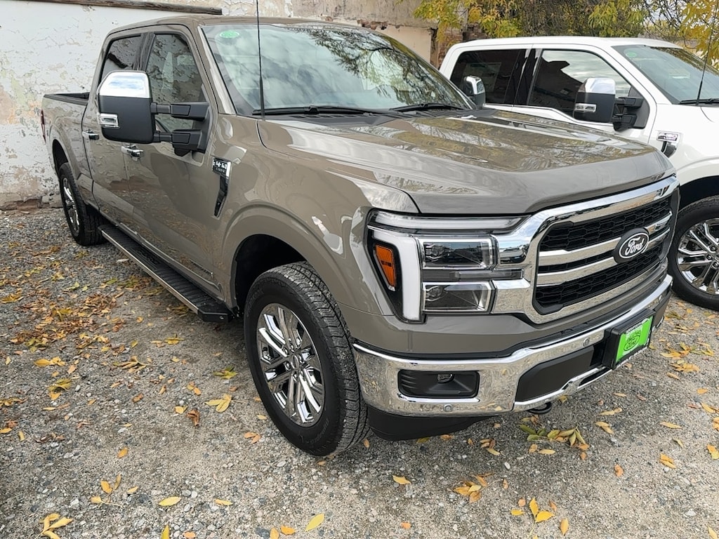 New 2025 Ford F-150 Lariat TRUCK