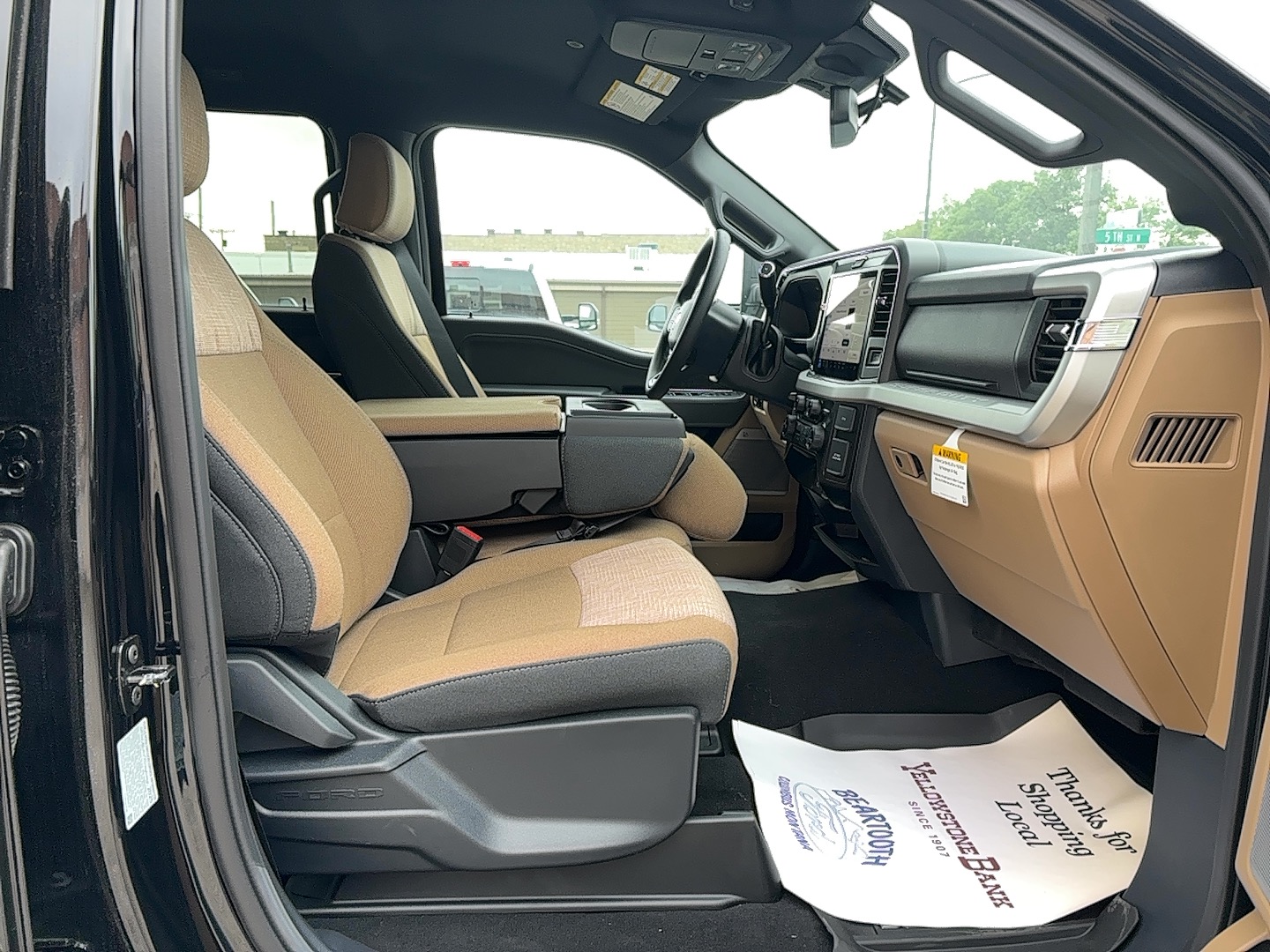 2026 Ford F-350 Super Duty XLT - Photo 13