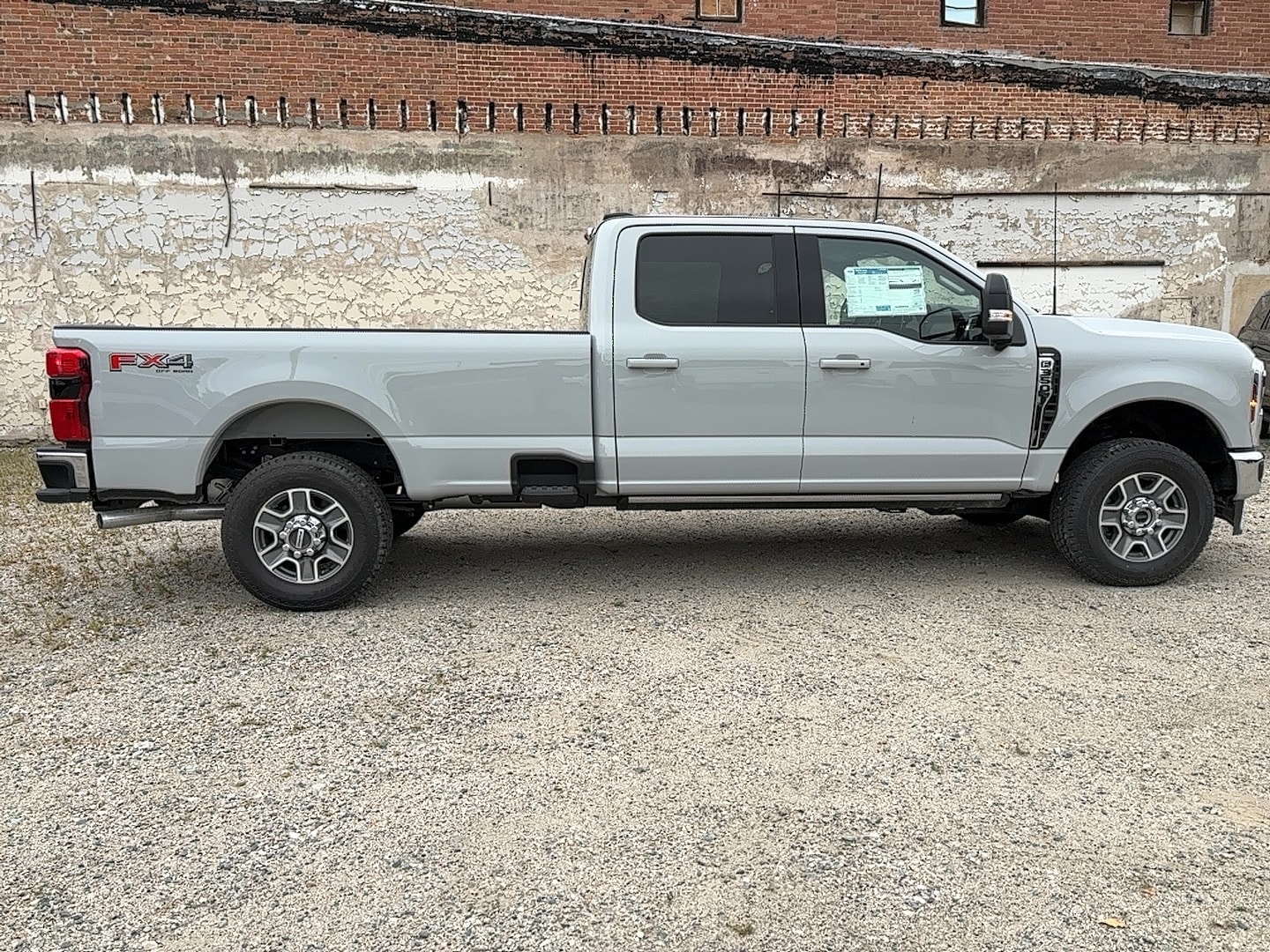 2026 Ford F-350 Super Duty Lariat - Photo 6