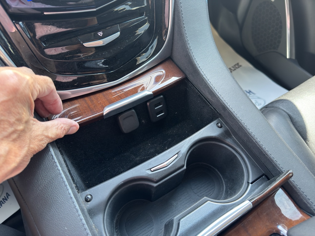 2020 Cadillac Escalade ESV Premium Luxury - Photo 17