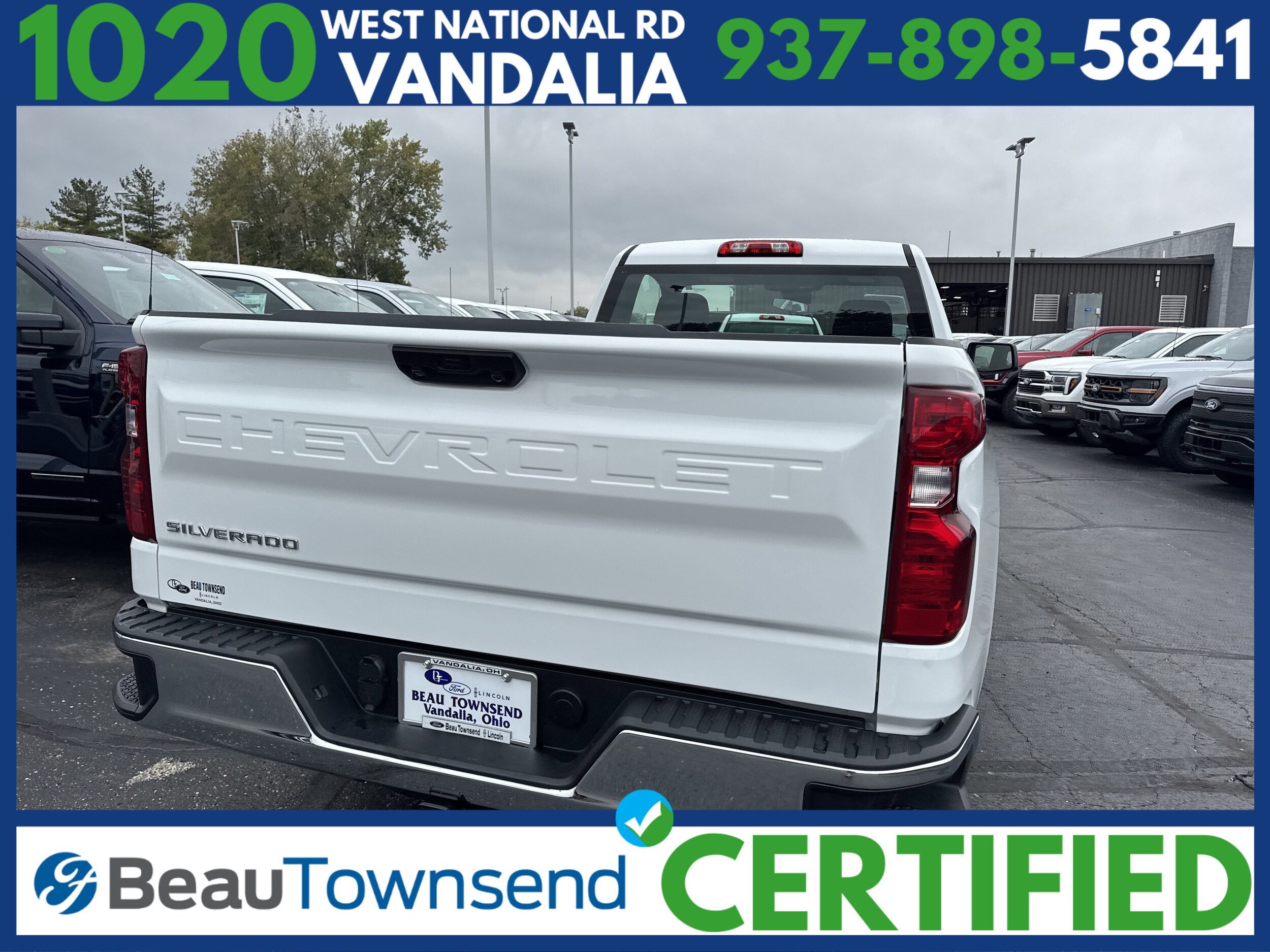 2024 Chevrolet Silverado 1500 Work Truck photo 3