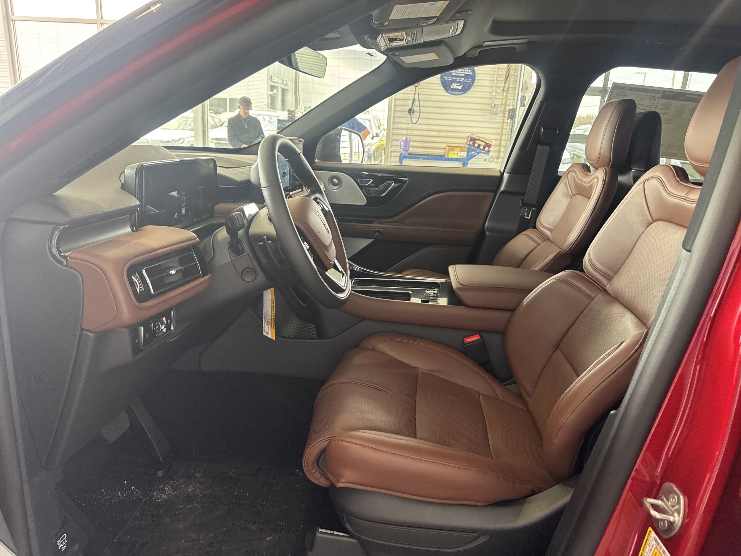 2025 Lincoln Aviator Reserve photo 4