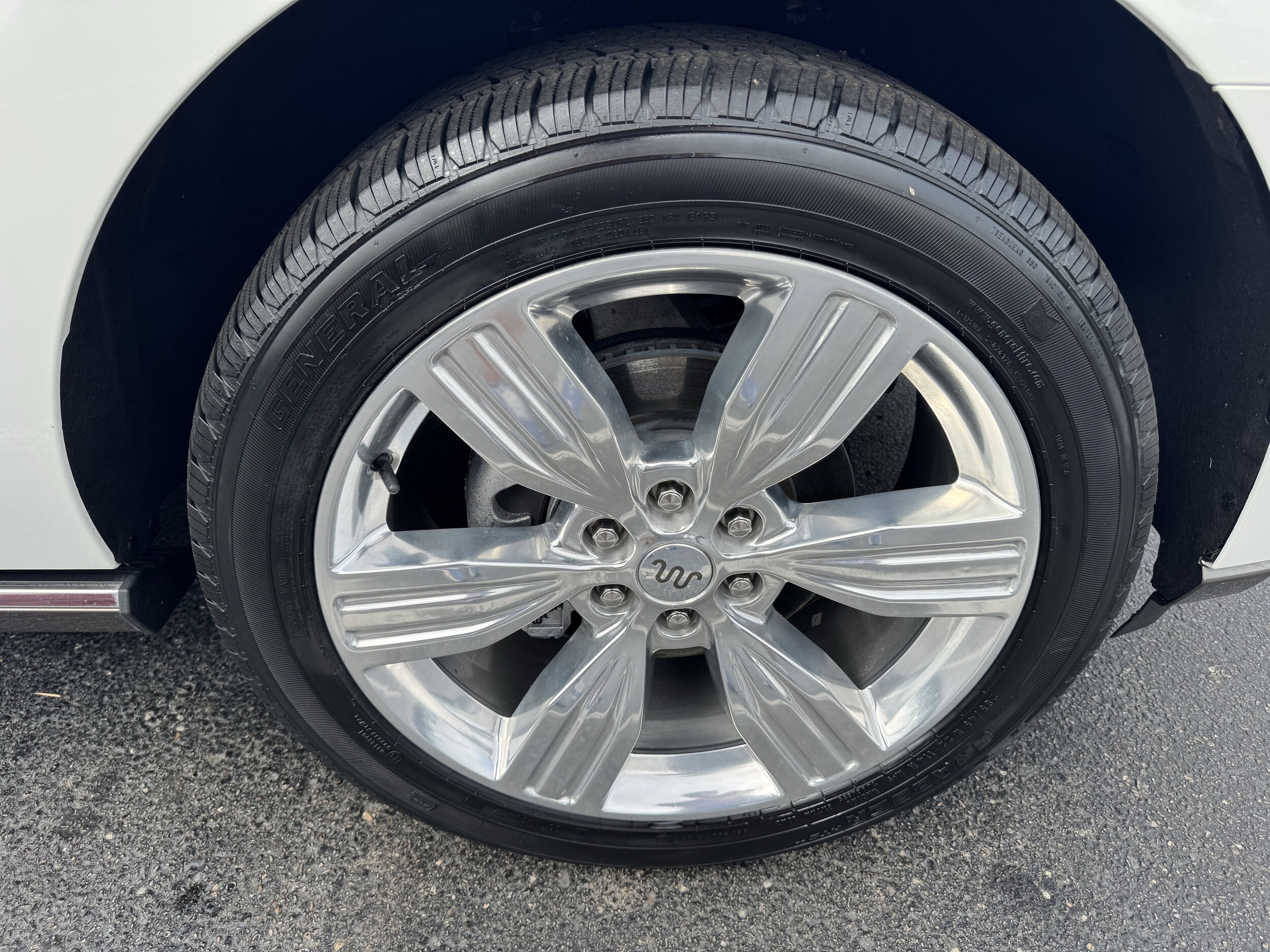 2023 Ford Expedition King Ranch photo 2