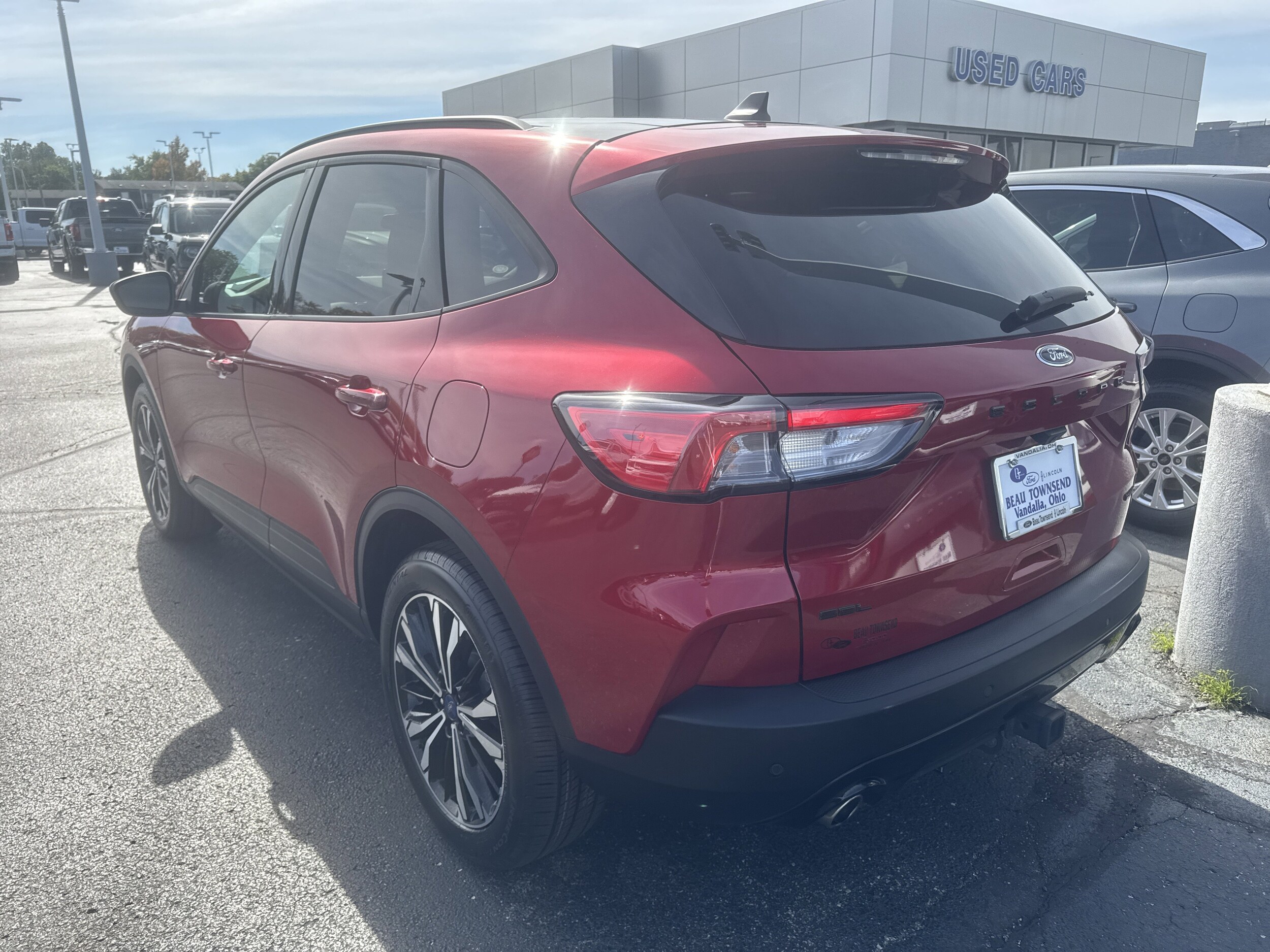 2022 Ford Escape SEL photo 3