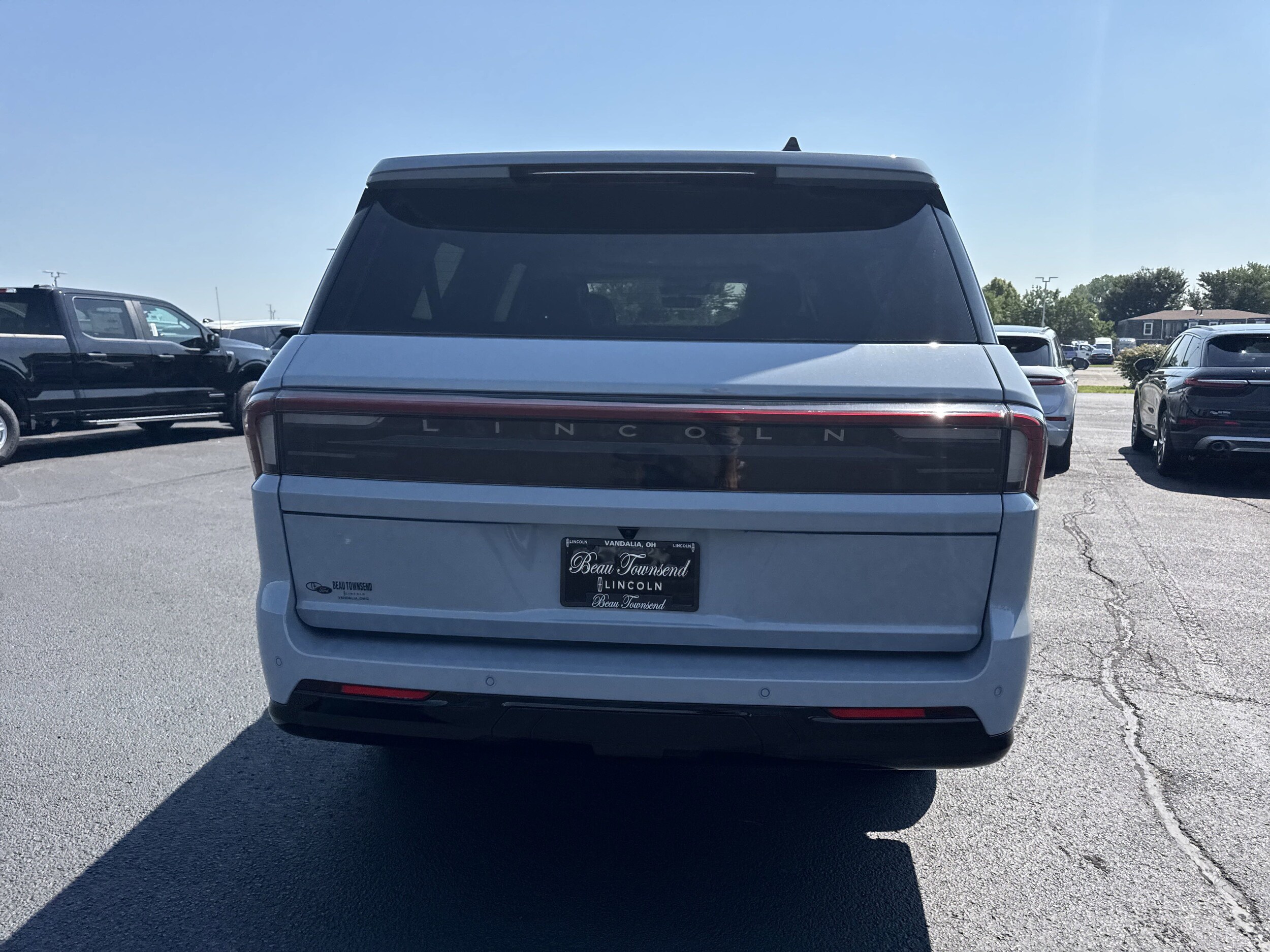 2025 Lincoln Navigator L Reserve photo 4