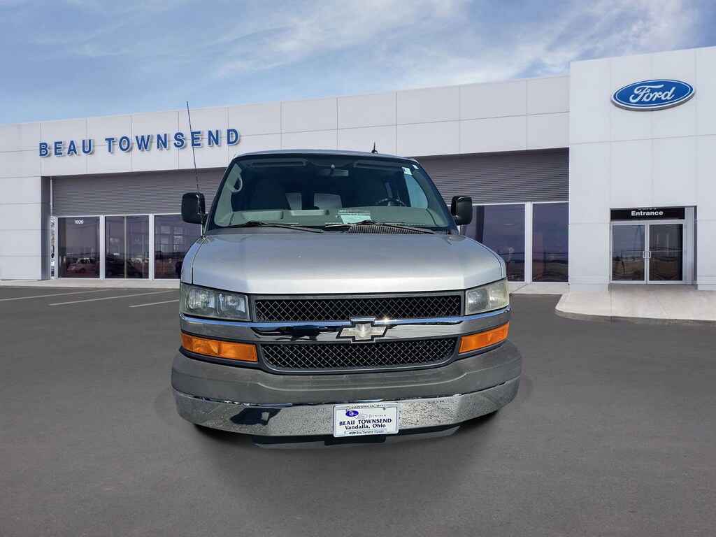 Used 2012 Chevrolet Express Passenger 1LT RWD 3500 135 1LT