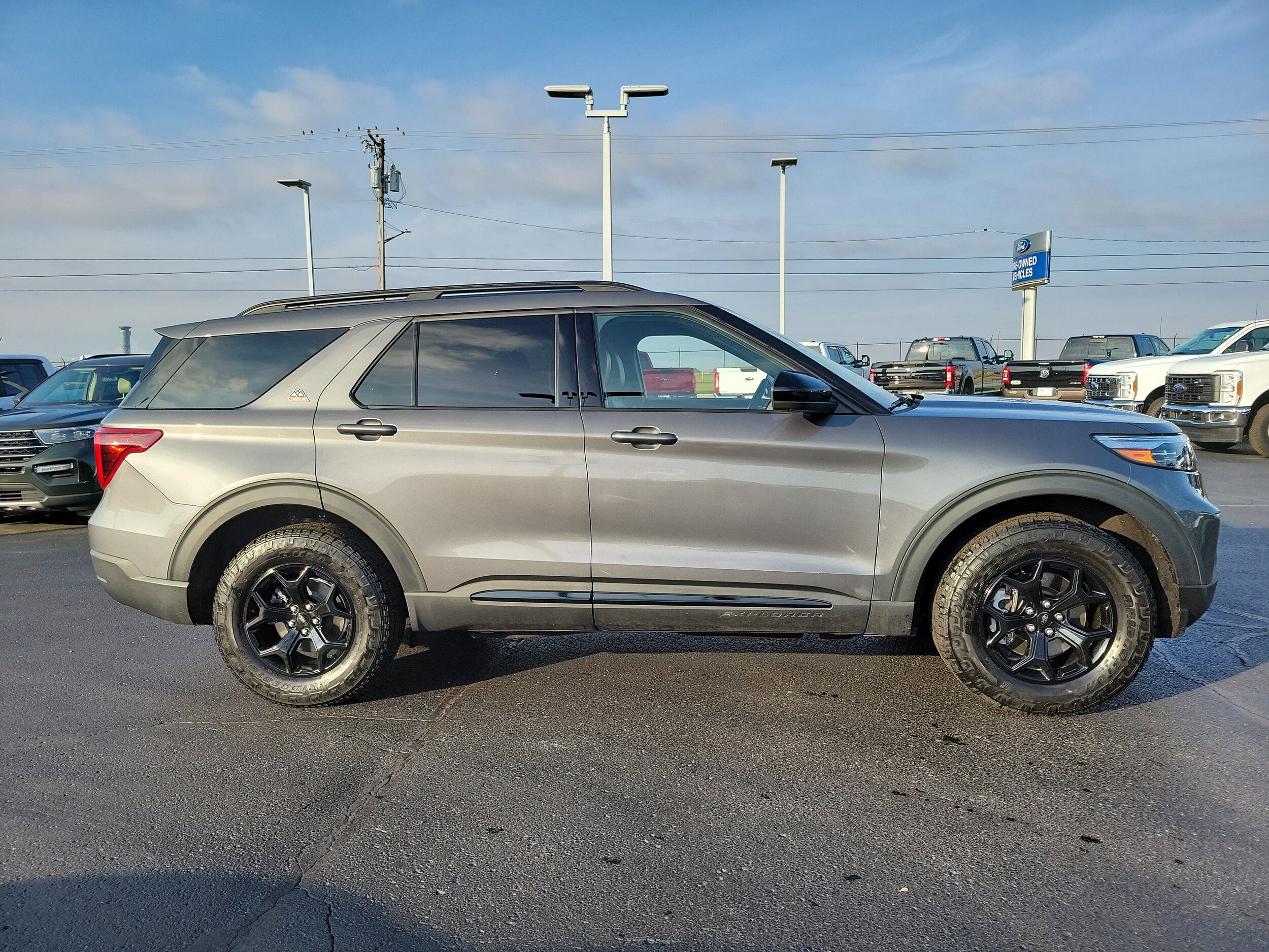 2023 Ford Explorer Timberline photo 3