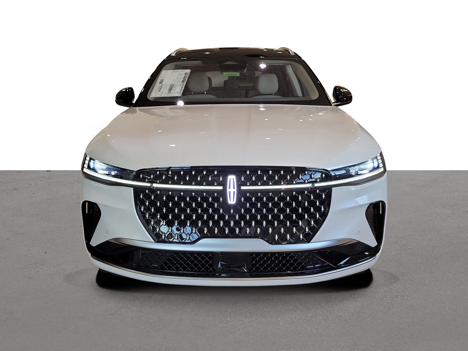 2025 Lincoln Nautilus Reserve photo 2