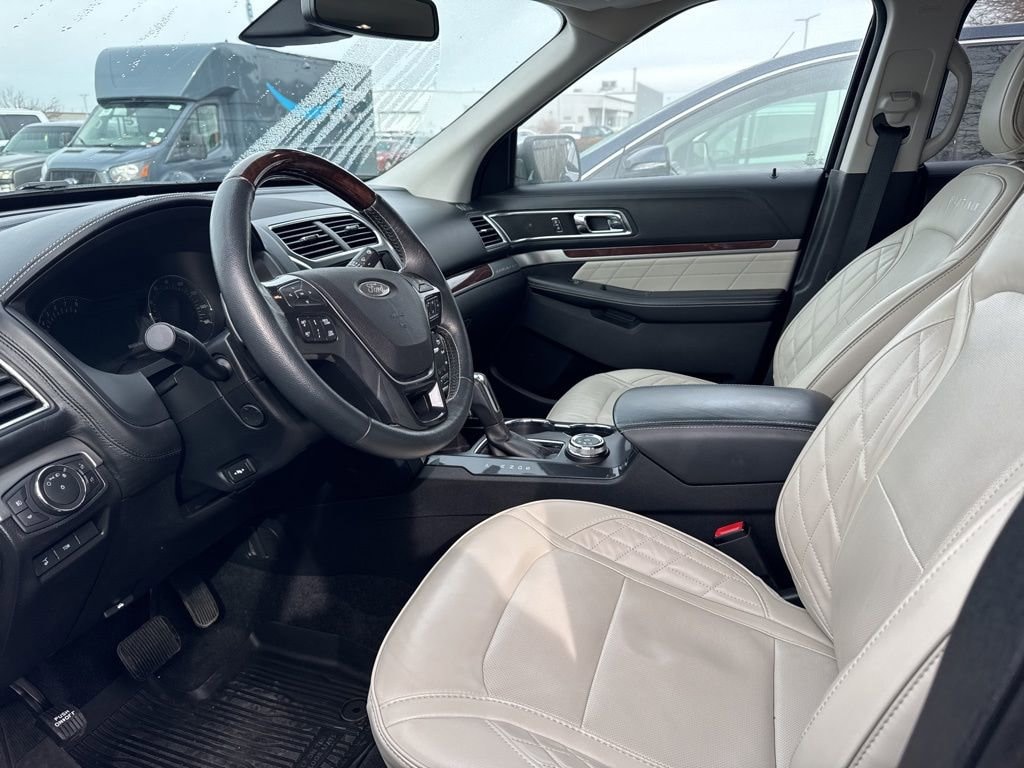 Certified 2018 Ford Explorer Platinum Platinum 4WD